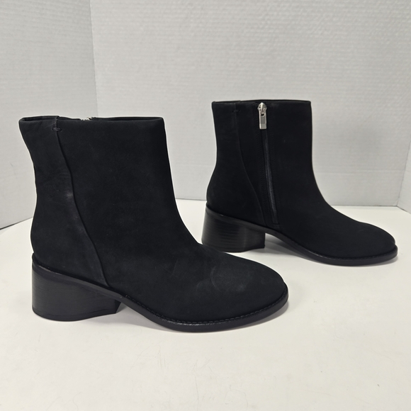 Lucky Brand Women's Caddier Black Block Heel Ankle Booties Boots Size 7 1/2 7.5 - Picture 2 of 13